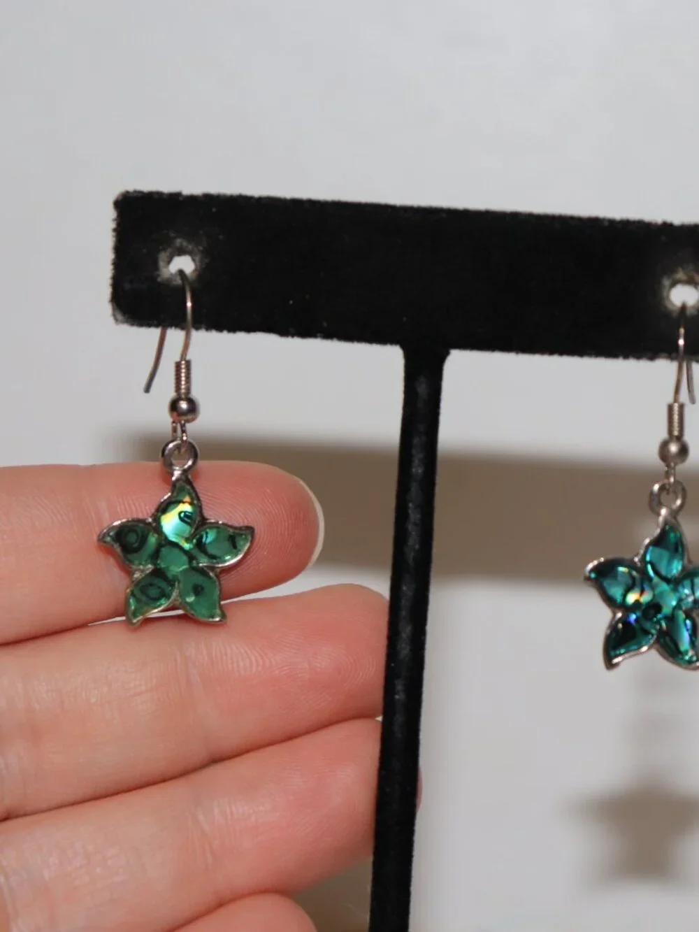 ✨ Vintage Green & Blue Shell Starfish Earrings • 1.5” • Pierced ✨